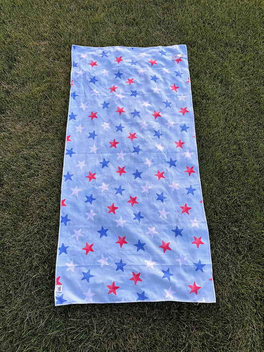 Stars Pool Towel: Reversible, stars side