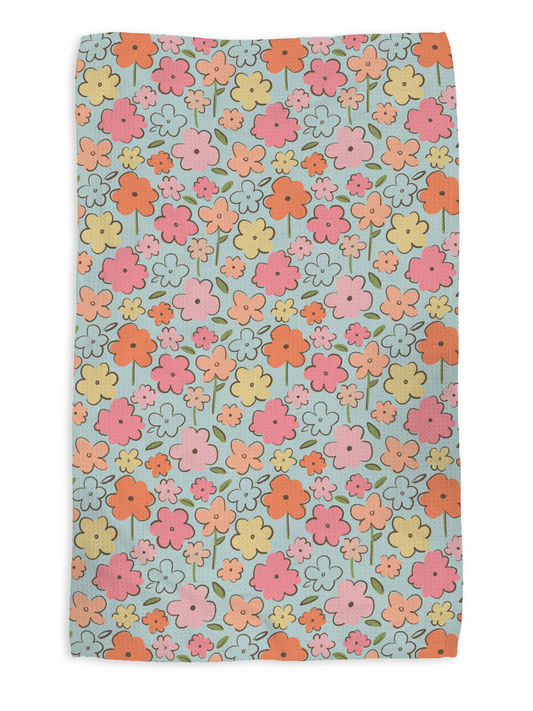 Springy kitchen tea towel, flat lay